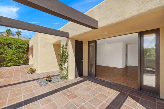 481 N Hermosa Drive, Palm Springs, CA 92262