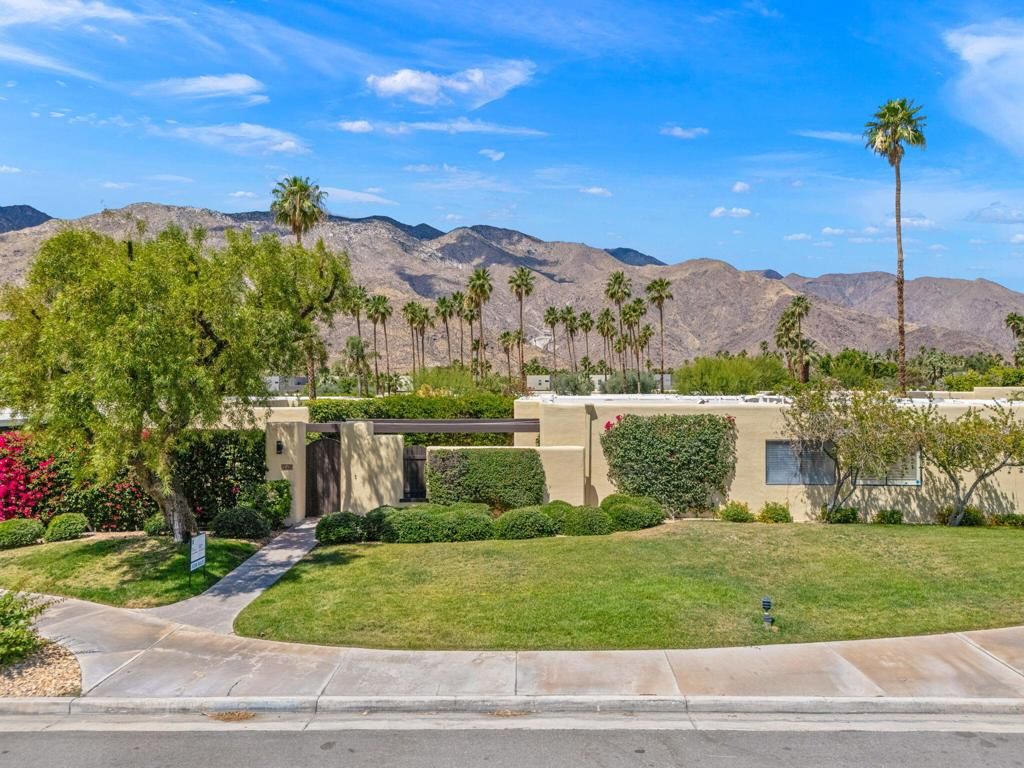 481 N Hermosa Drive, Palm Springs, CA 92262