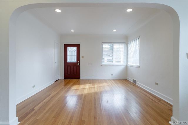 2261 S Lincoln Street, Denver, CO 80210