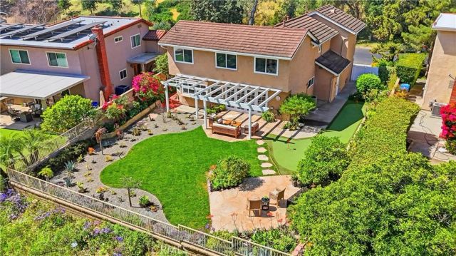 24132 Via Santa Clara, Mission Viejo, CA 92692