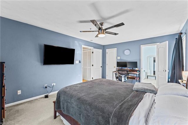 916 Charnell Dr Apt 201, Virginia Beach, VA 23451