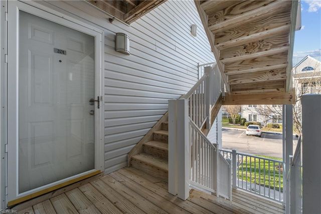 916 Charnell Dr Apt 201, Virginia Beach, VA 23451