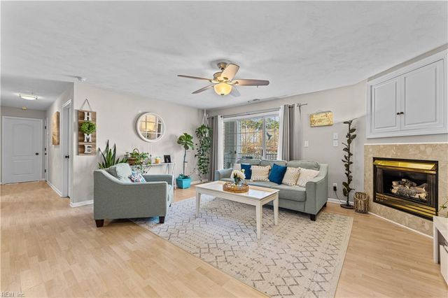 916 Charnell Dr Apt 201, Virginia Beach, VA 23451