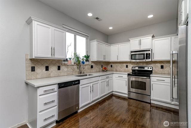 20102 40Th Avenue E, Spanaway, WA 98387