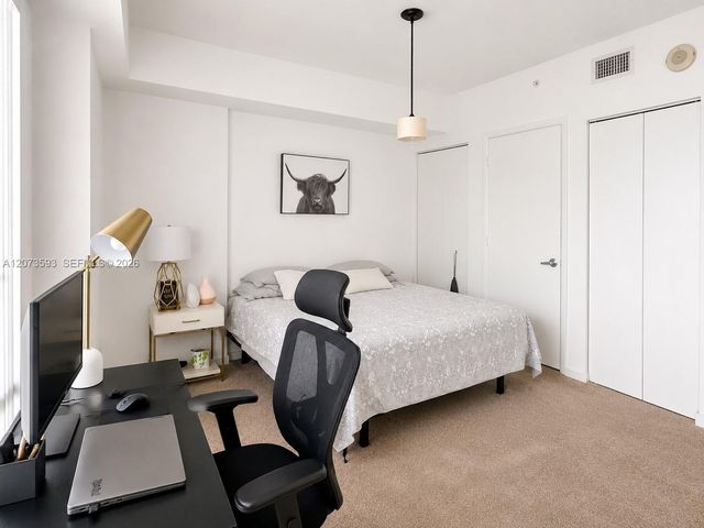 350 S Miami Avenue 2215, Miami, FL 33130