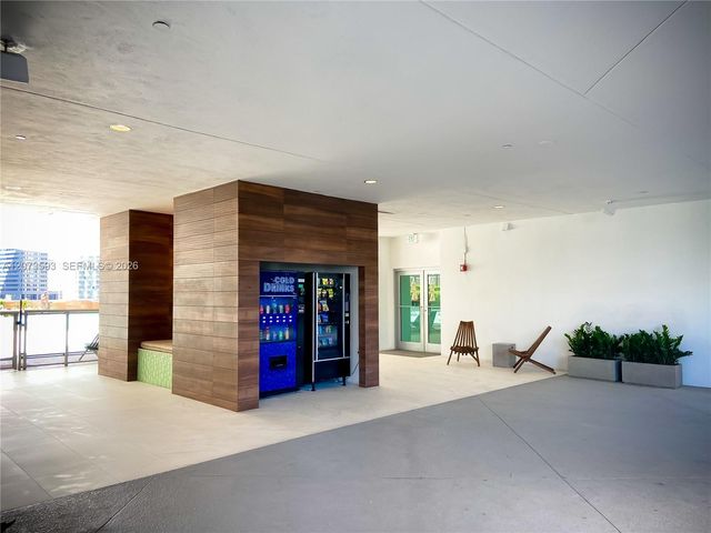 350 S Miami Avenue 2215, Miami, FL 33130