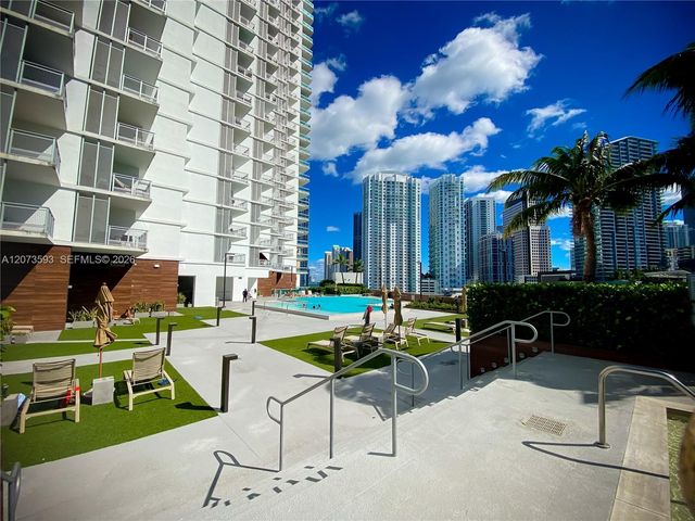 350 S Miami Avenue 2215, Miami, FL 33130