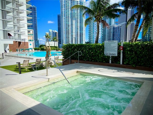 350 S Miami Avenue 2215, Miami, FL 33130