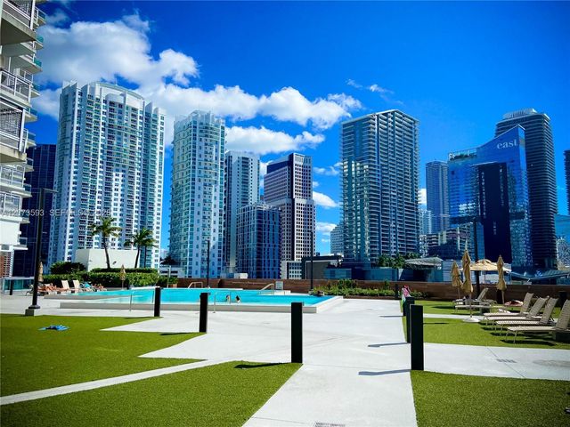 350 S Miami Avenue 2215, Miami, FL 33130