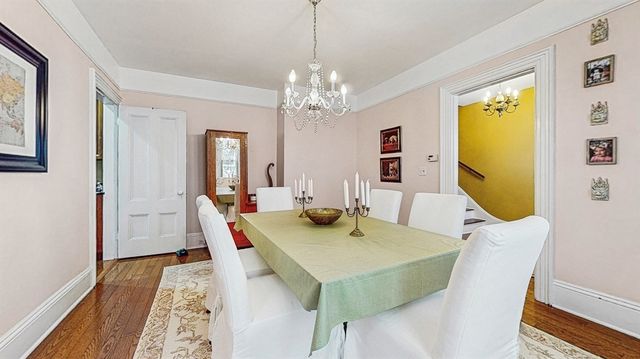 13 Robbins St 1, Waltham, MA 02453