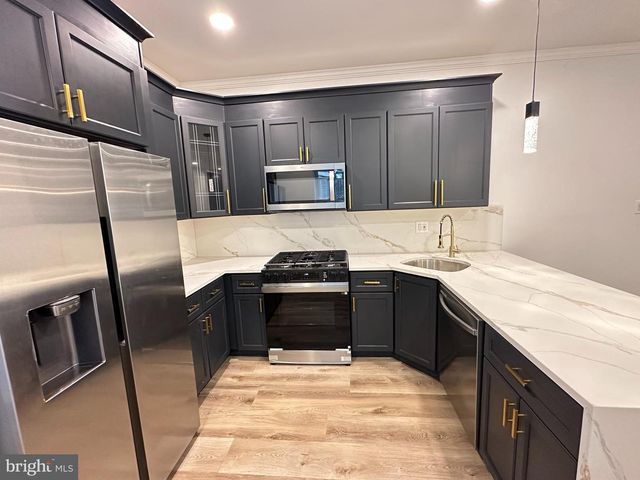 2932 CECIL B MOORE AVE, Philadelphia, PA 19121