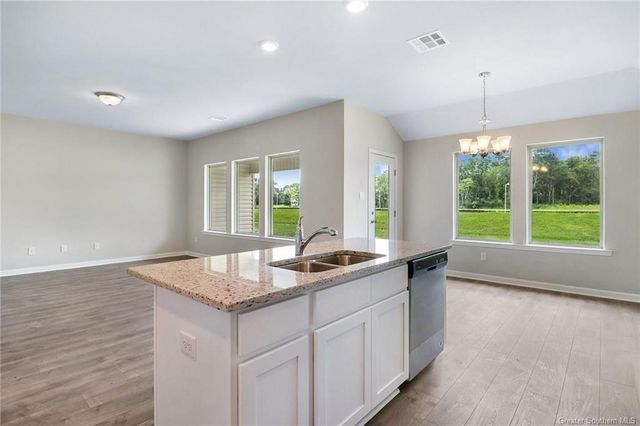 8125 Kelsey Lane, Iowa, LA 70647