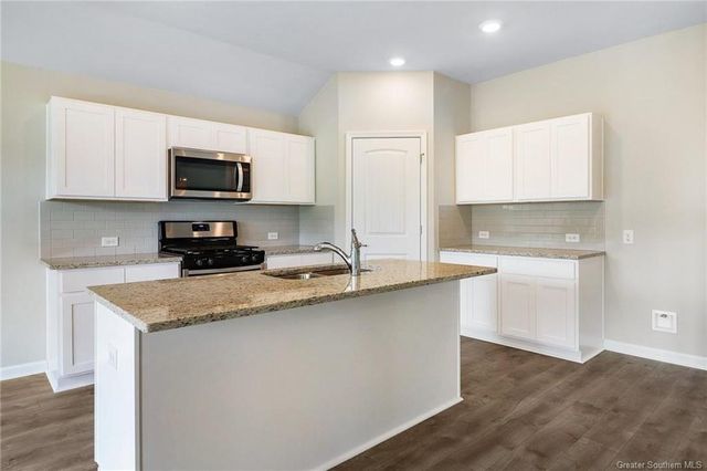 8125 Kelsey Lane, Iowa, LA 70647