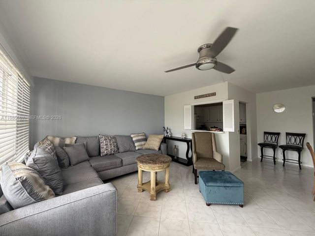 313 Southampton A 313, West Palm Beach, FL 33417