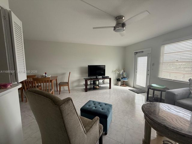 313 Southampton A 313, West Palm Beach, FL 33417