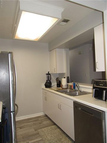 713 Rue Marseille, Chesapeake, VA 23320