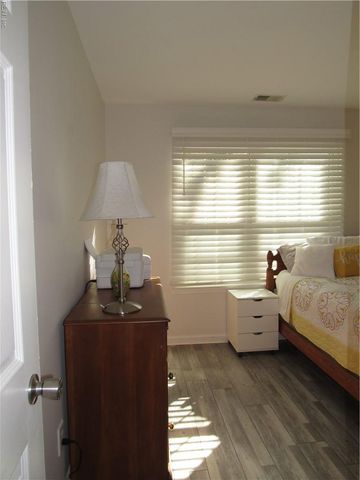 713 Rue Marseille, Chesapeake, VA 23320