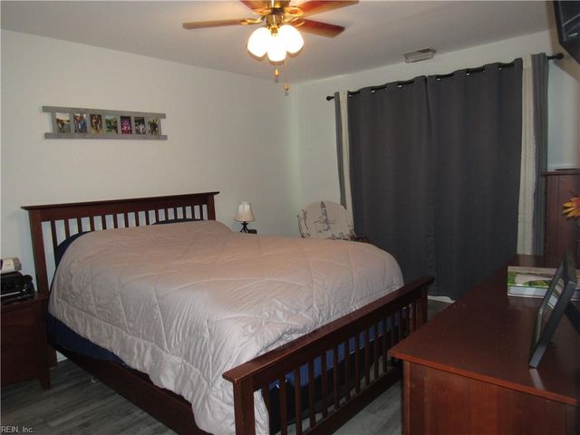 713 Rue Marseille, Chesapeake, VA 23320