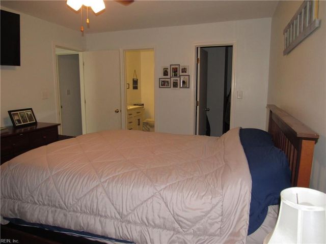 713 Rue Marseille, Chesapeake, VA 23320