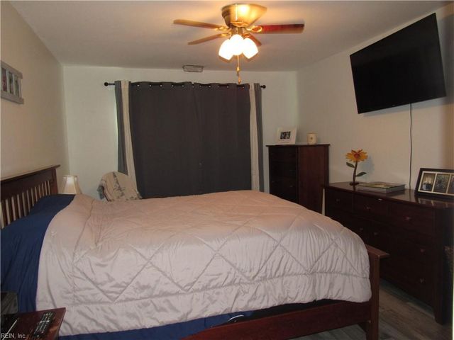 713 Rue Marseille, Chesapeake, VA 23320