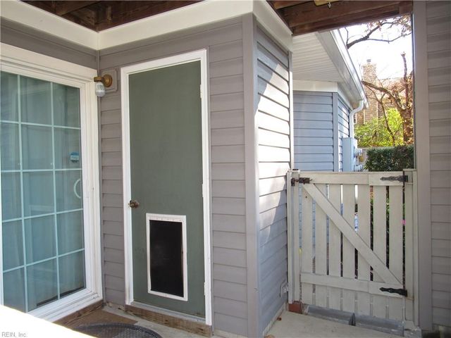 713 Rue Marseille, Chesapeake, VA 23320