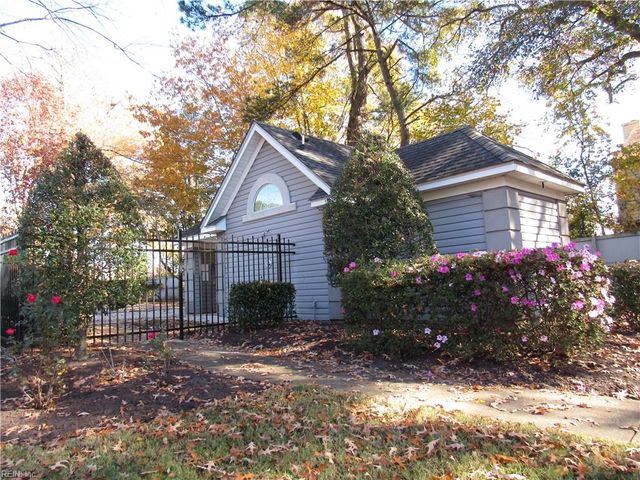 713 Rue Marseille, Chesapeake, VA 23320