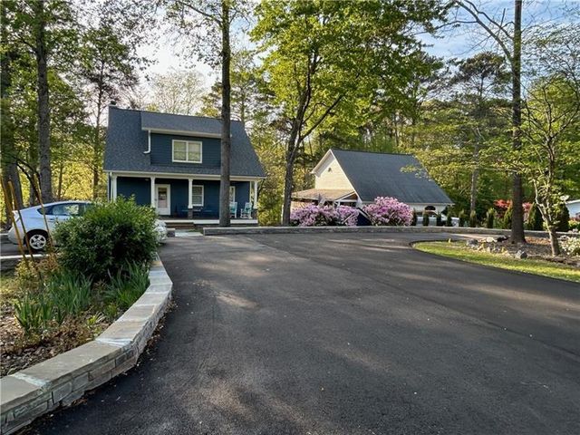 4060R Merritt Drive, Cumming, GA 30041