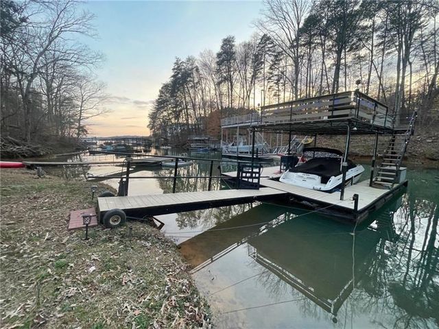 4060R Merritt Drive, Cumming, GA 30041