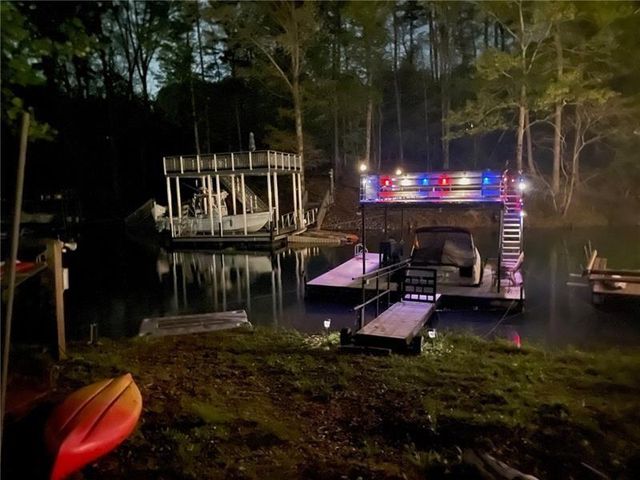 4060R Merritt Drive, Cumming, GA 30041