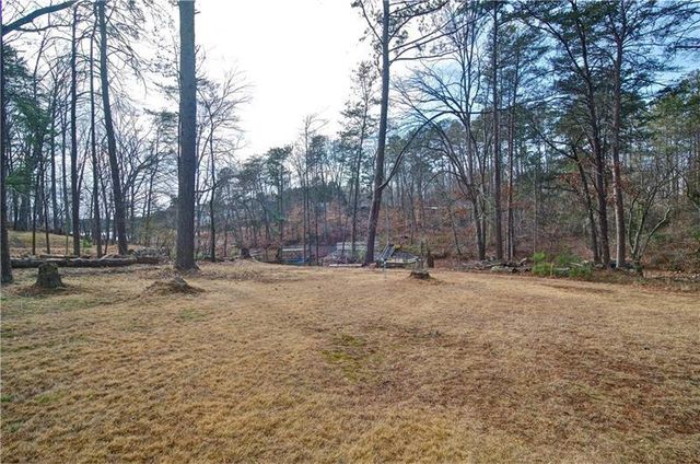 4060R Merritt Drive, Cumming, GA 30041