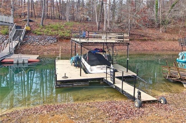4060R Merritt Drive, Cumming, GA 30041