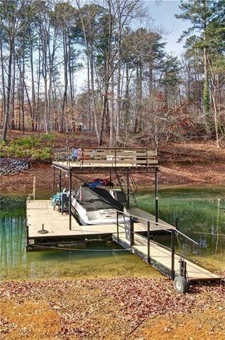 4060R Merritt Drive, Cumming, GA 30041