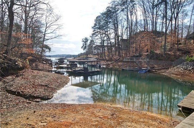 4060R Merritt Drive, Cumming, GA 30041