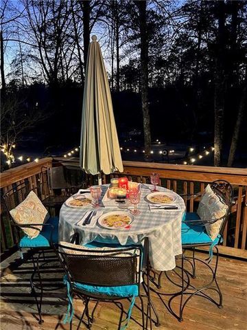 4060R Merritt Drive, Cumming, GA 30041