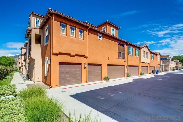 17022 Calle Trevino 13, San Diego, CA 92127