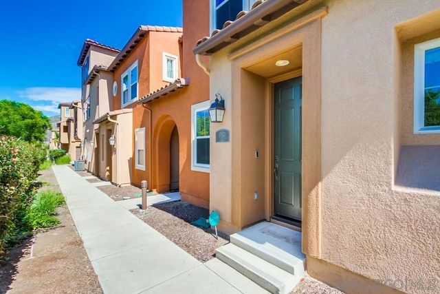 17022 Calle Trevino 13, San Diego, CA 92127