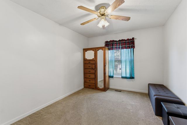 1701 Jamie Dr, Columbia, TN 38401