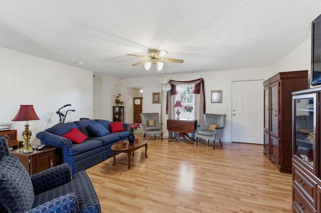 1701 Jamie Dr, Columbia, TN 38401
