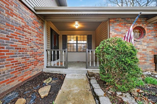 7127 Honey Lane, St Louis, MO 63129