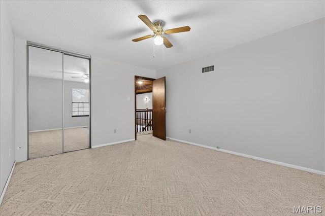 7127 Honey Lane, St Louis, MO 63129