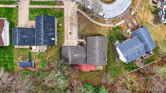 7127 Honey Lane, St Louis, MO 63129