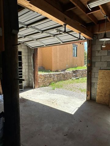 1710 Upper Canyon Road, Santa Fe, NM 87501
