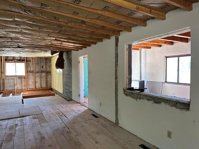 1710 Upper Canyon Road, Santa Fe, NM 87501