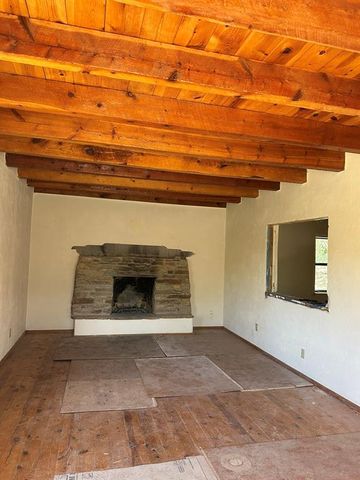 1710 Upper Canyon Road, Santa Fe, NM 87501