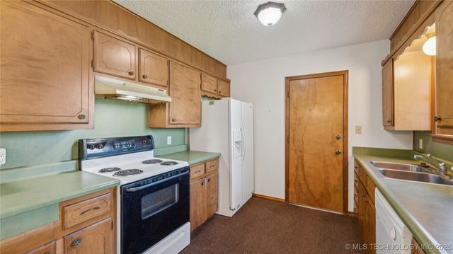 13549 S Hwy 88, Claremore, OK 74017
