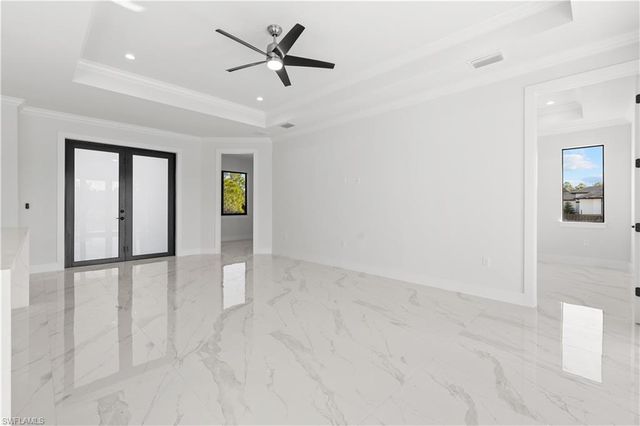 2664 43rd AVE NE, Naples, FL 34120