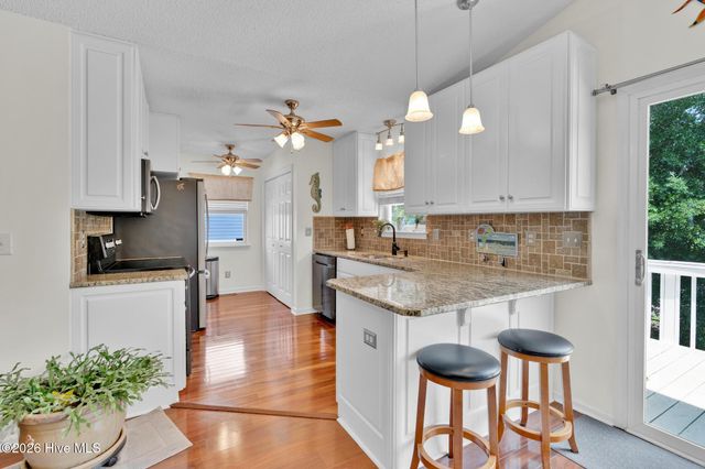 112 SW 13th Street, Oak Island, NC 28465