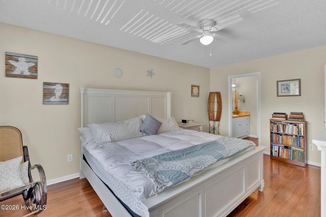 112 SW 13th Street, Oak Island, NC 28465