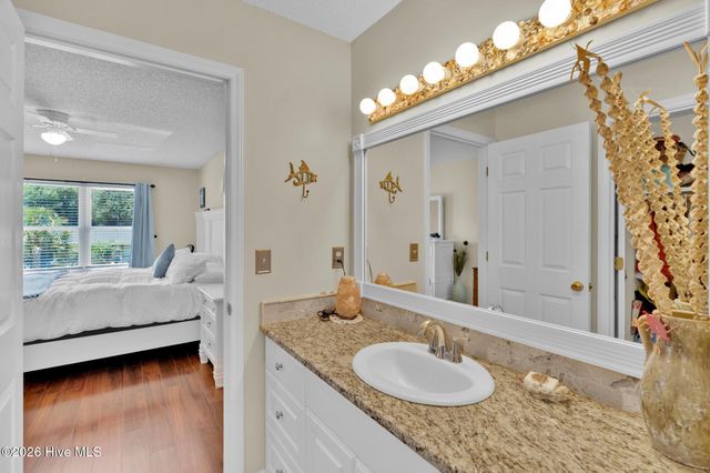 112 SW 13th Street, Oak Island, NC 28465