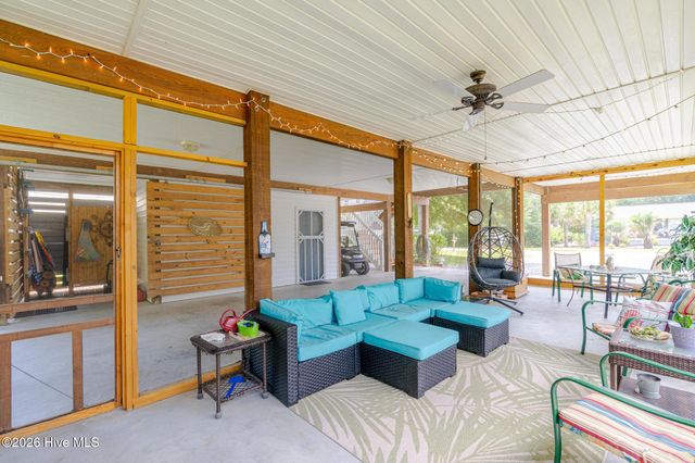 112 SW 13th Street, Oak Island, NC 28465